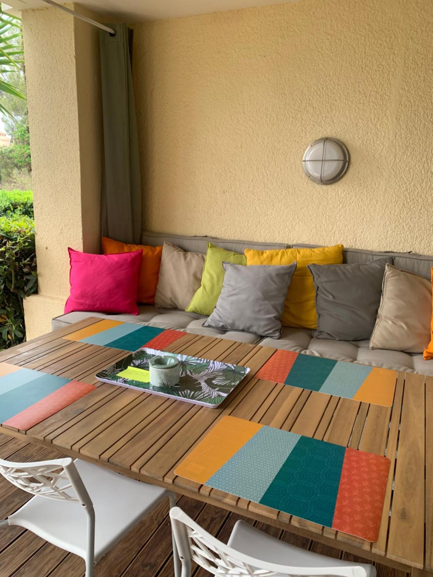 T2 En Rez De Jardin Privatif Cloture , Cap Esterel Pierre Et Vacances ,Piscine Chauffee Des Le 05 Avril Au 02 Novembre Saint-Raphaël Eksteriør billede